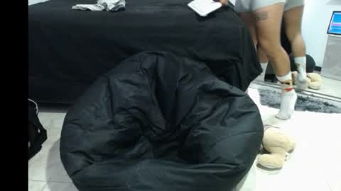 santii_jr online show from June 1, 4:40 pm