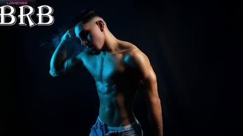 Santiago Seans online show from March 17, 1:46 pm