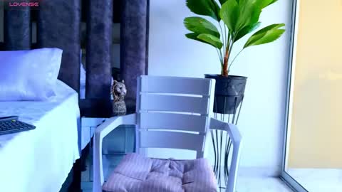 Santiago Seans online show from March 5, 3:41 pm