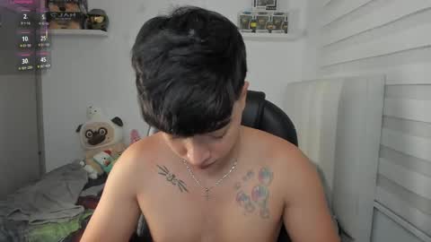 Mr. Santiago online show from April 11, 1:36 pm