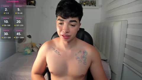 Mr. Santiago online show from July 28, 1:43 pm