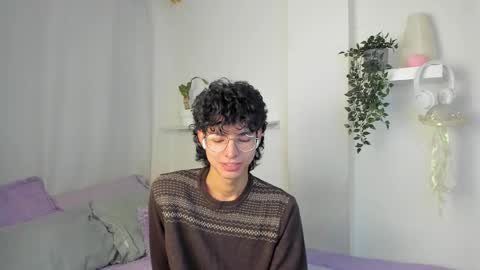 kitty online show from February 17, 1:04 am