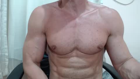 saradorj92 online show from November 25, 4:47 am