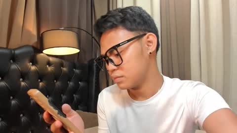 Snapshot of saucy_yummy_cheska chatting on October 26, 1:46 pm Cheska online show from October 26, 1:46 pm