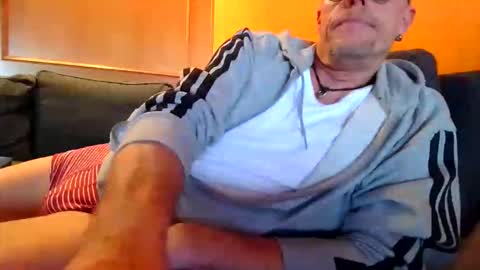 schmuhbaer1 online show from November 10, 10:20 am