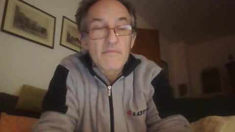 scotchwhieskie online show from February 5, 10:39 pm