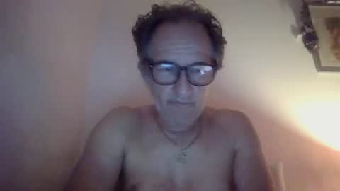 scotchwhieskie online show from June 28, 10:27 pm