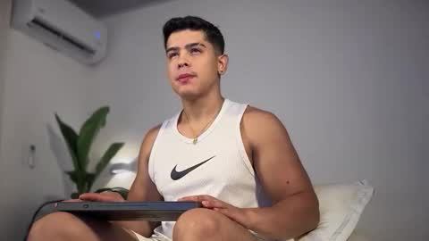 Andrew Flintt online show from January 13, 11:36 am