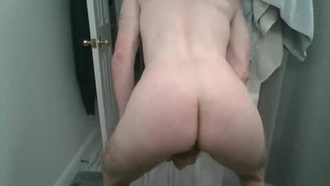 Snapshot of scottiehottie42 chatting on January 21, 8:11 pm scottiehottie42 online show from January 21, 8:11 pm