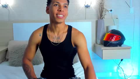 scottvitale online show from February 17, 7:53 pm