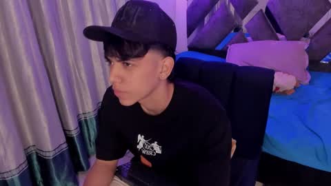 sebas_pretty7 online show from March 22, 1:38 pm