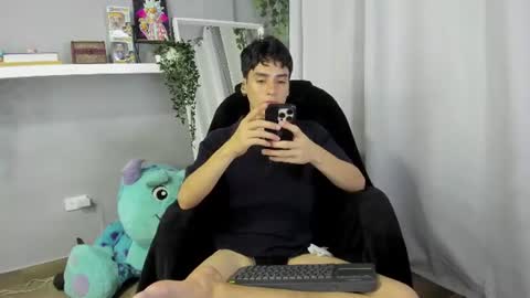 sebastian online show from July 25, 11:56 pm