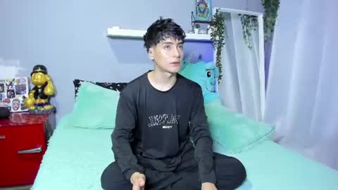 sebastian online show from June 17, 1:51 am