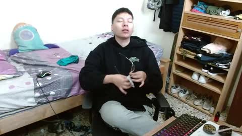 Sebas online show from January 27, 1:09 pm