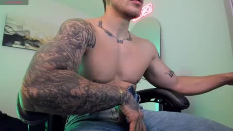 Lucian Sinclair online show from January 29, 11:46 pm