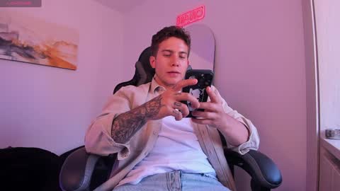 Lucian Sinclair online show from January 12, 10:22 pm