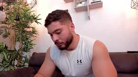 Instagram jeanpaulfit  online show from November 11, 11:43 pm