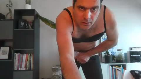 sebix9206 online show from March 7, 11:40 am