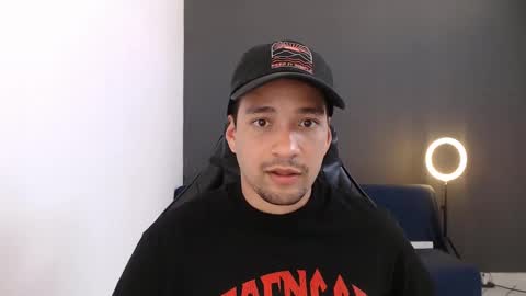 Snapshot of secretboy5000 chatting on January 18, 2:02 pm Jex online show from January 18, 2:02 pm