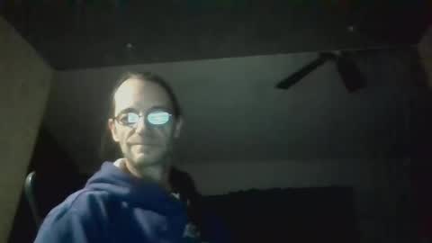 Aaron Guitar online show from February 18, 9:21 am