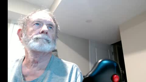 selkie2s online show from September 15, 8:15 am