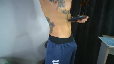 sem_alas online show from November 11, 2:27 am