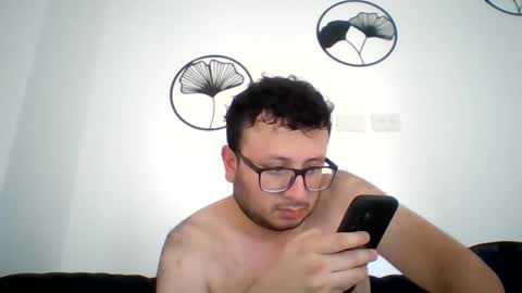 Snapshot of sementalpajero chatting on January 17, 9:43 pm sementalpajero online show from January 17, 9:43 pm