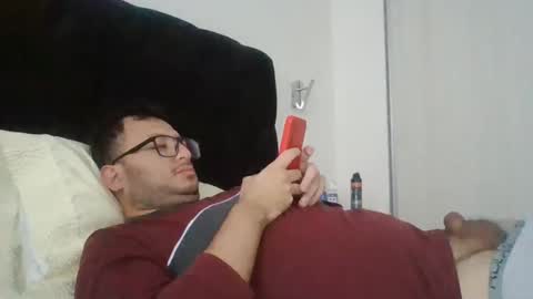 Snapshot of sementalpajero chatting on December 10, 11:00 am sementalpajero online show from December 10, 11:00 am