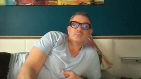 sesamechris92 online show from December 14, 2:02 pm