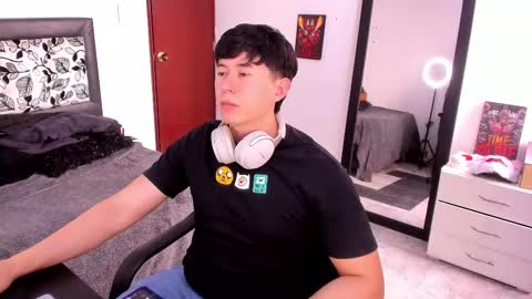 david  online show from March 8, 8:35 pm