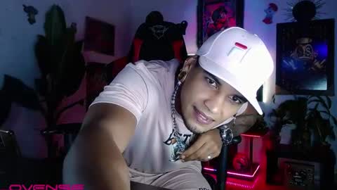 Aharon  ravelo online show from July 20, 5:02 am