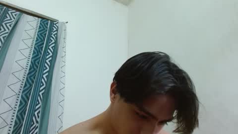 Axel online show from January 8, 4:11 pm