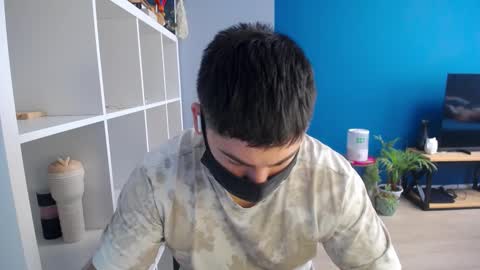 Snapshot of sexxxdickbig chatting on February 14, 8:52 am Tommy online show from February 14, 8:52 am