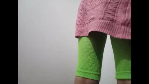 sexxxyass4 online show from December 23, 4:32 am