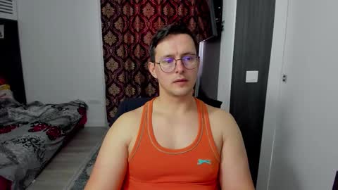 Sexxymuscles4U online show from March 3, 12:12 pm