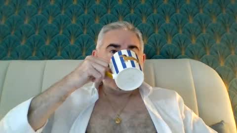 Antonio online show from June 22, 7:03 am