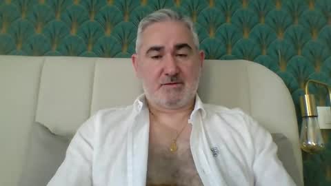 Antonio online show from April 22, 6:19 am