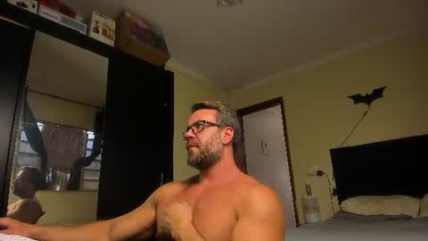 chris online show from June 8, 4:19 pm