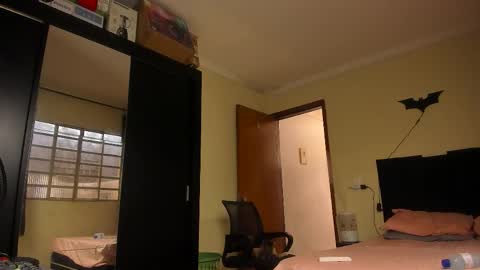 chris online show from March 3, 4:47 pm