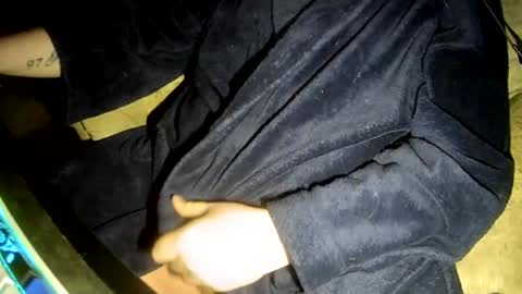 no face online show from November 11, 9:14 am