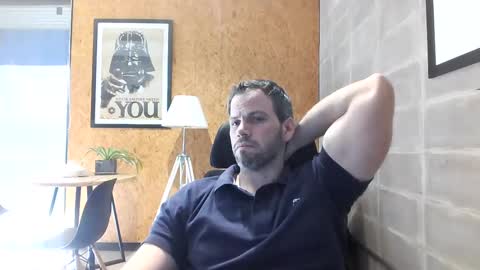 Snapshot of shad0w_hunter chatting on January 21, 7:50 pm shad0w_hunter online show from January 21, 7:50 pm