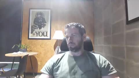 Snapshot of shad0w_hunter chatting on January 30, 10:51 pm shad0w_hunter online show from January 30, 10:51 pm
