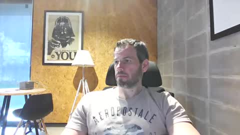 Snapshot of shad0w_hunter chatting on March 4, 8:38 pm shad0w_hunter online show from March 4, 8:38 pm