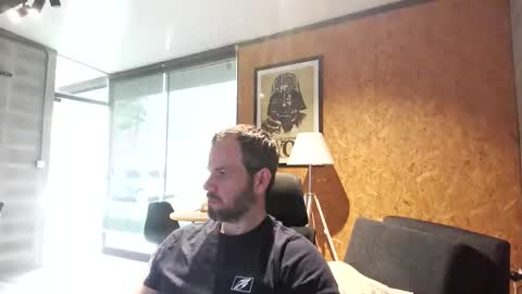 Snapshot of shad0w_hunter chatting on September 15, 12:39 pm shad0w_hunter online show from September 15, 12:39 pm