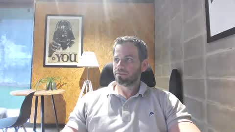 Snapshot of shad0w_hunter chatting on January 22, 9:44 pm shad0w_hunter online show from January 22, 9:44 pm