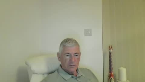 she52 online show from June 3, 9:42 pm