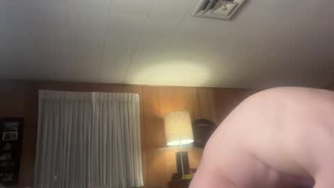 shirtlesshunk15 online show from March 31, 4:14 am