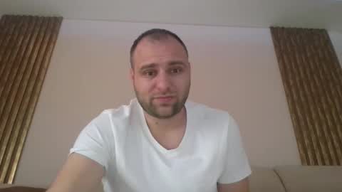 shmele_04 online show from October 7, 12:09 pm