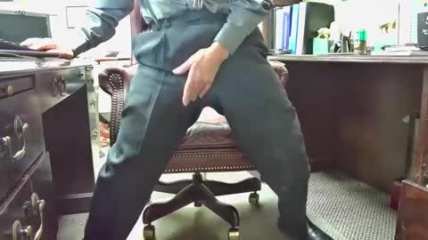 nikolas send dm for an appointment online show from January 8, 10:04 pm