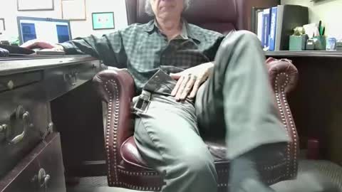 nikolas send dm for an appointment online show from November 14, 8:54 pm